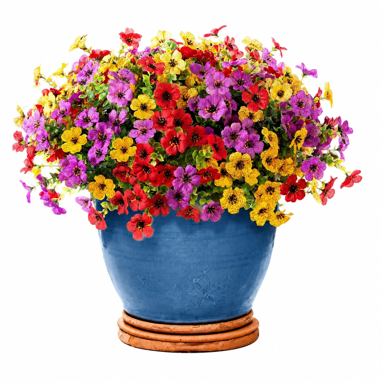 Künstliche Blumenarrangement im Blauen Topf mit Mehrfarbigen Blüten